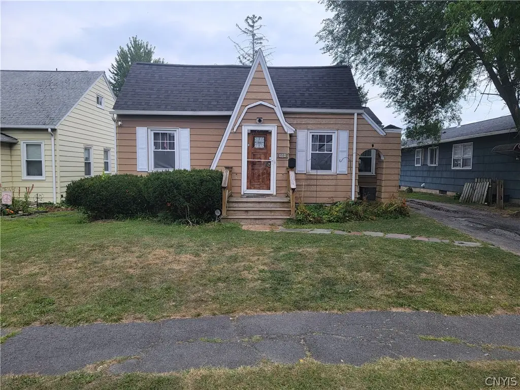 202 Darlington Road E, Syracuse, NY 13208 - #1