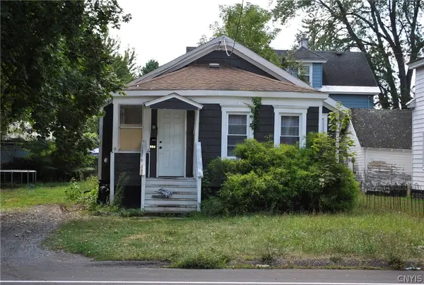 210 E Molloy Road, Syracuse, NY 13211
