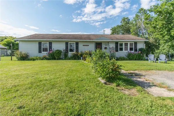 39 Saint Lawrence Avenue, Alexandria Bay, NY 13607