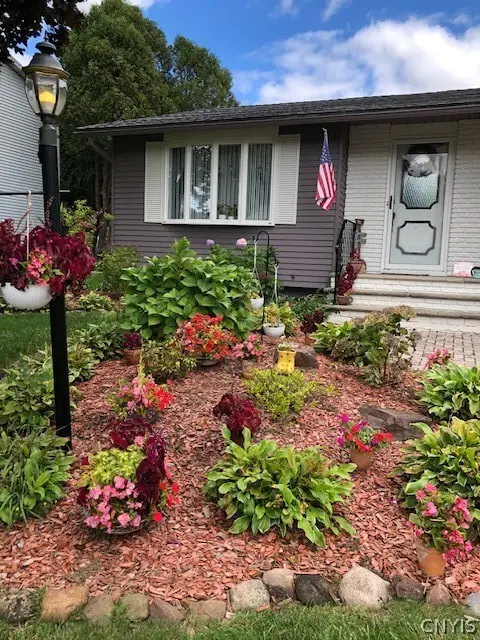 7376 Farmstead Road, Liverpool, NY 13088 - #3