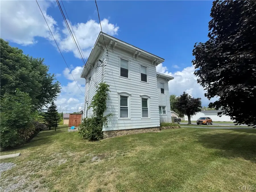 6395 Lakeshore Road, Cicero, NY 13039 - #2