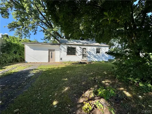 203 Anita Avenue, Liverpool, NY 13088