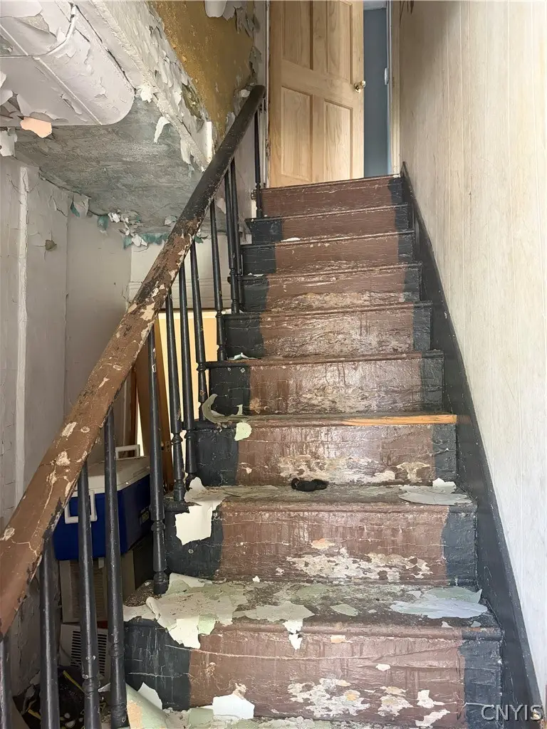 629 Lansing Street, Utica, NY 13501 - #3