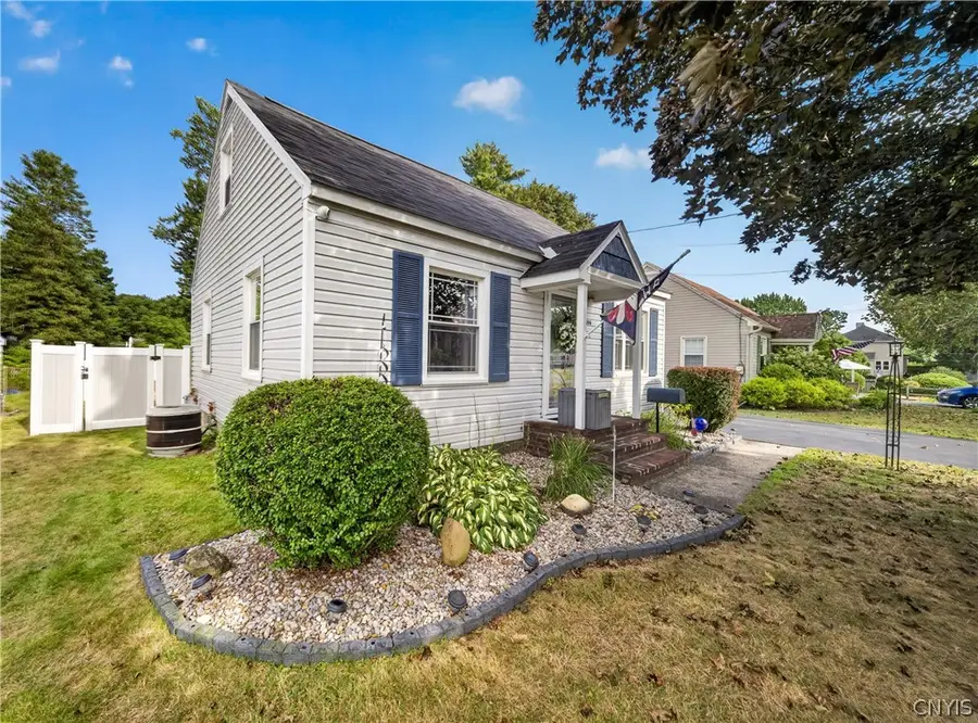 106 Edden Ln, Syracuse, NY 13212 - #2
