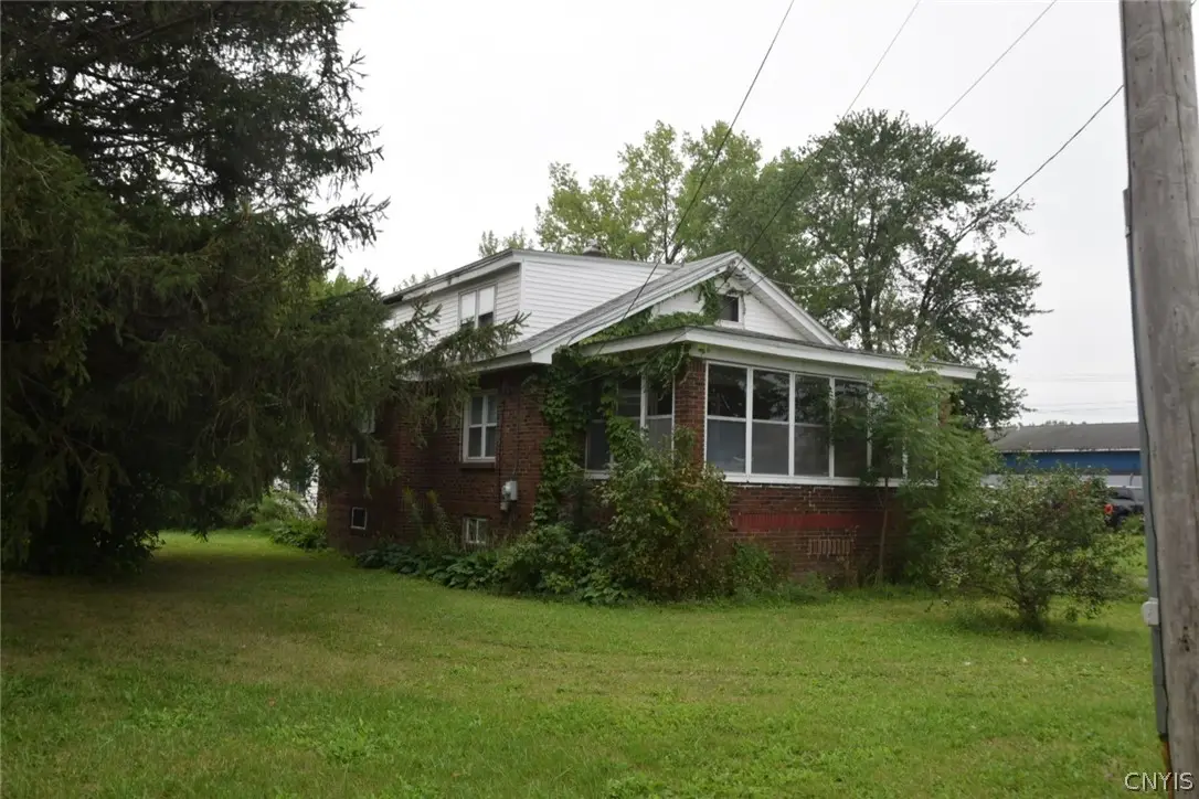 6086 Court Street Road, Syracuse, NY 13206 - #1