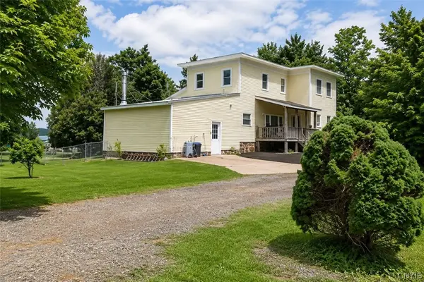1754 County Route 12, Central Square, NY 13036
