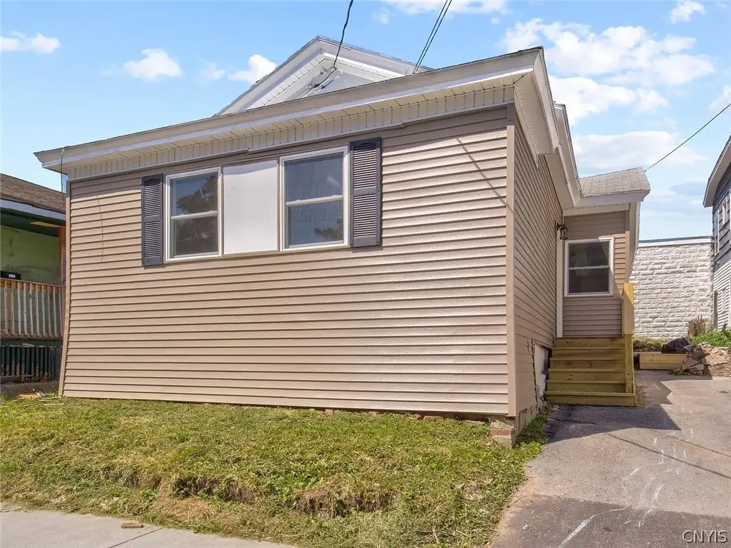 1002 Park Street, Syracuse, NY 13208 - #1