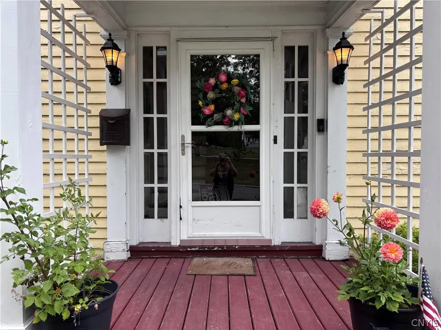 649 Parkway E, Utica, NY 13501 - #3