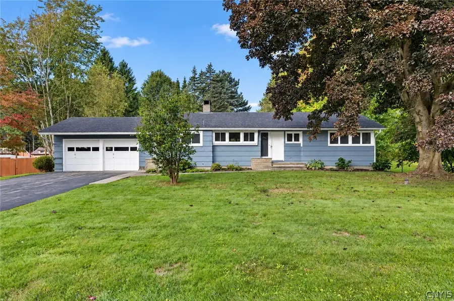 102 Woods Path Road, Liverpool, NY 13090 - #2