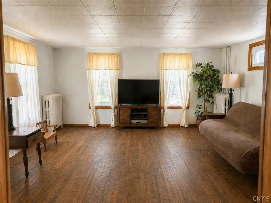 602 Cypress Street, Liverpool, NY 13088 - #3