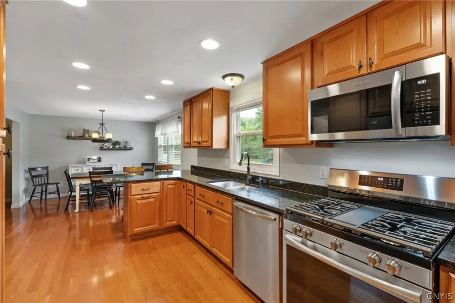 8130 Balsamwood Lane, Liverpool, NY 13090 - #3