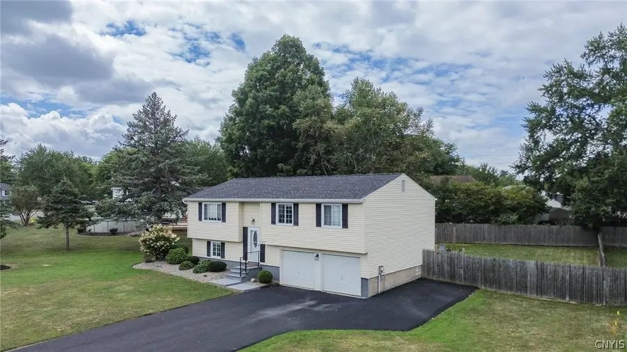8025 Pickett Lane, Cicero, NY 13039 - #2