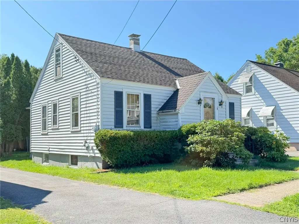 8 Dexter Street, Whitesboro, NY 13492 - #1