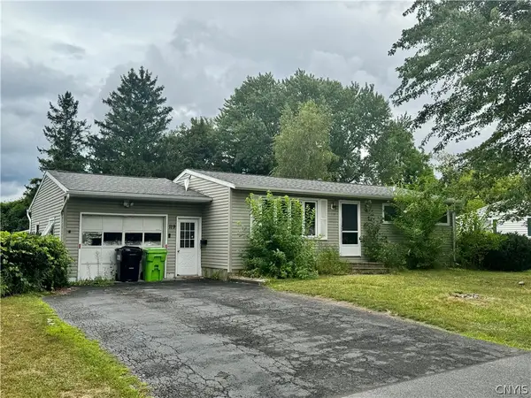 119 Ontario Place, Liverpool, NY 13088