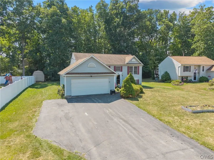 5381 Carrick Circle, Brewerton, NY 13029 - #2