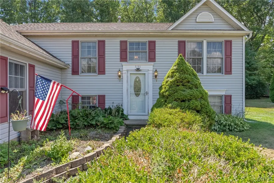 5381 Carrick Circle, Brewerton, NY 13029 - #3