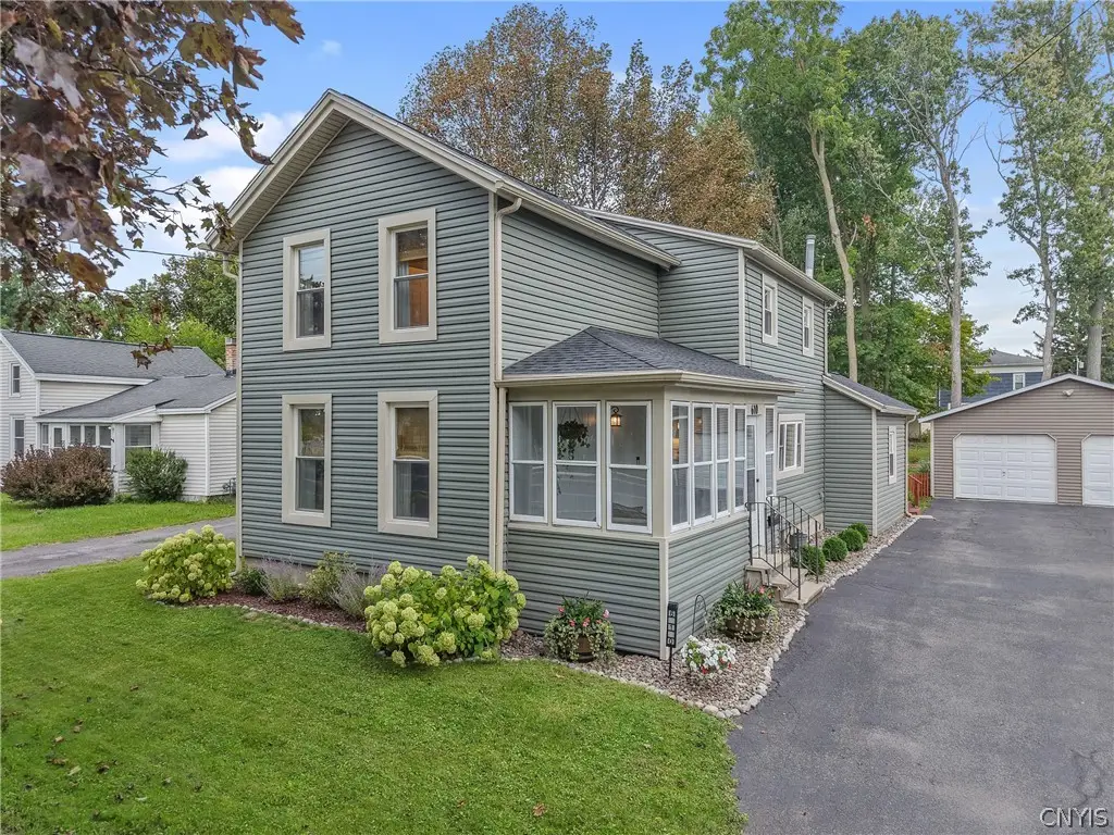 610 2nd Street, Liverpool, NY 13088 - #1