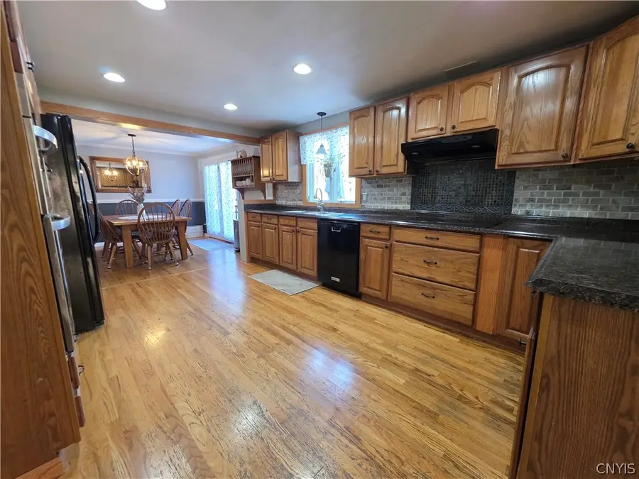 106 Thorndike Lane, Minoa, NY 13116 - #3