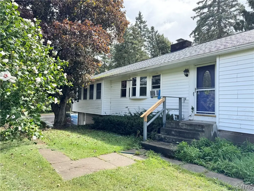 4137 Makyes Road, Syracuse, NY 13215 - #1
