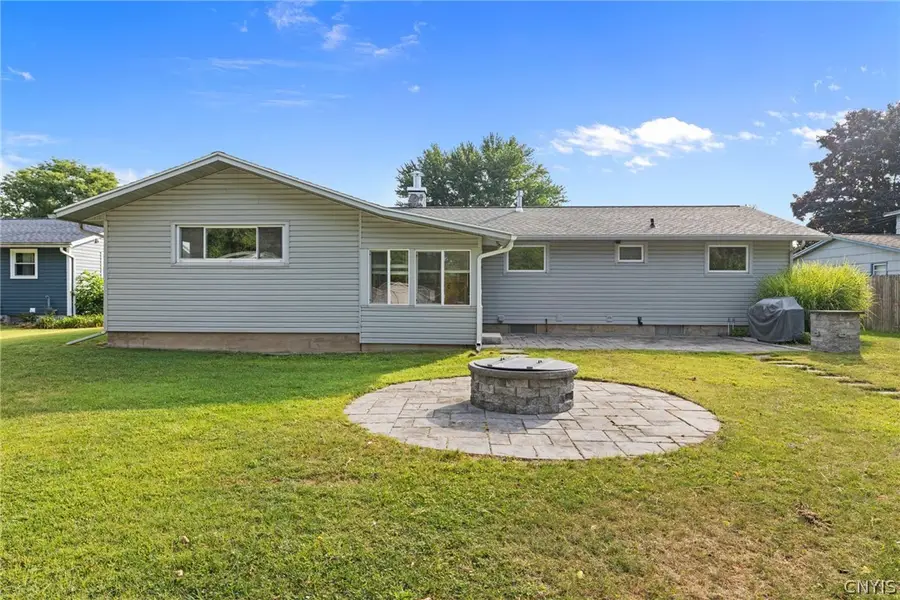 7761 Davis Road S, Syracuse, NY 13212 - #2