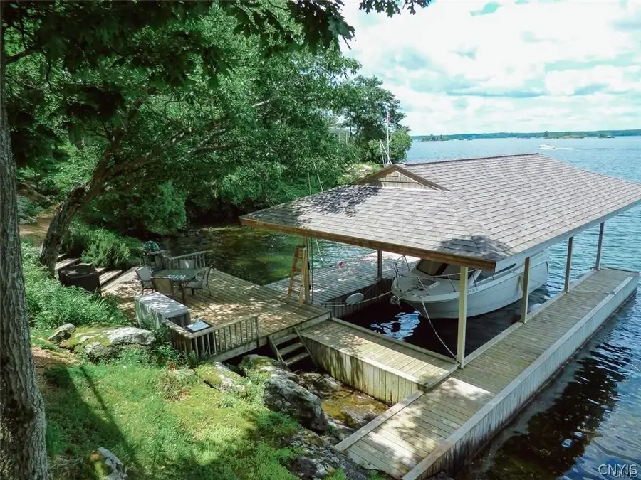 25 Chippewa Point Road E, Hammond, NY 13646 - #2