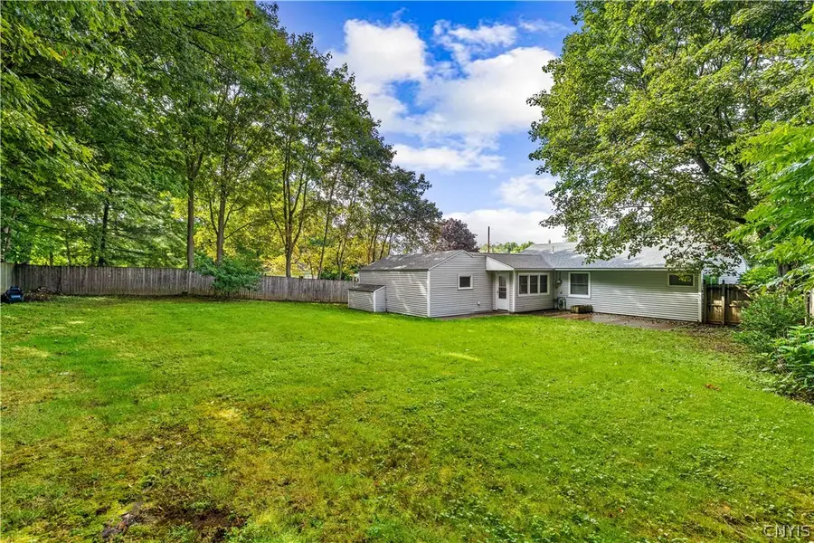 31 Pinecrest Road, New Hartford, NY 13413 - #3