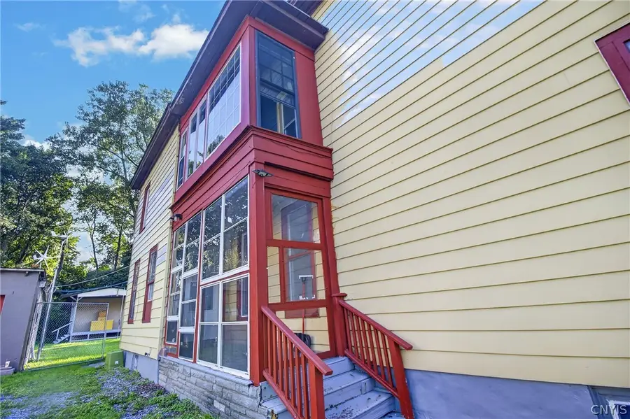 627 Plant St, Utica, NY 13502 - #3