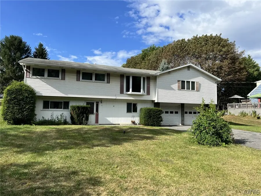 17 Carol Drive, Camillus, NY 13031 - #2