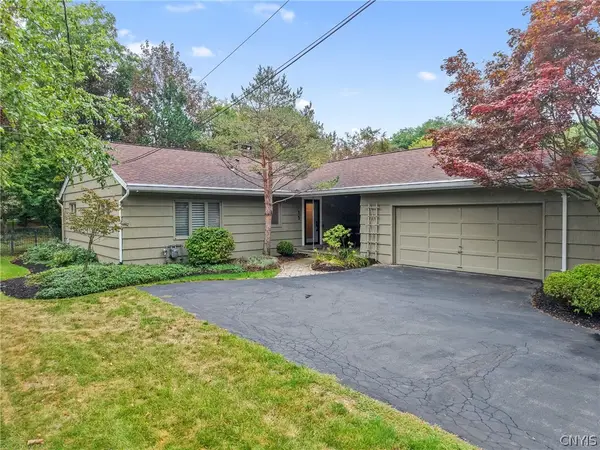 15 Bradford Drive, Syracuse, NY 13224