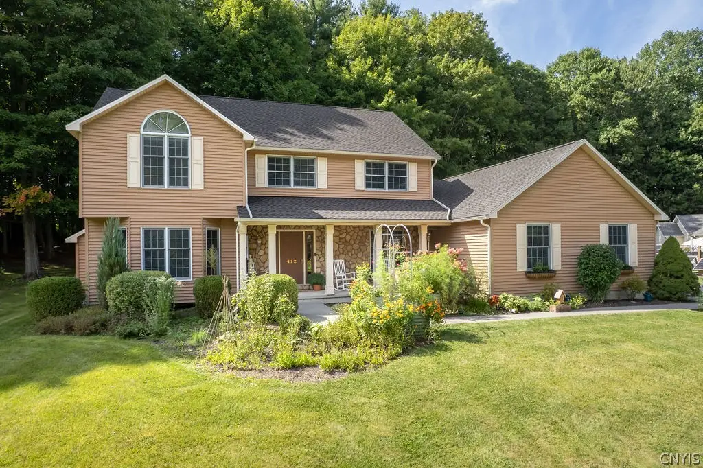 412 Hourglass Lane, Baldwinsville, NY 13027 - #1