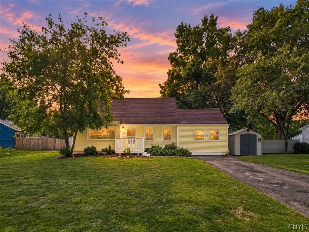 5 Apple Tree Lane, Liverpool, NY 13090 - #1