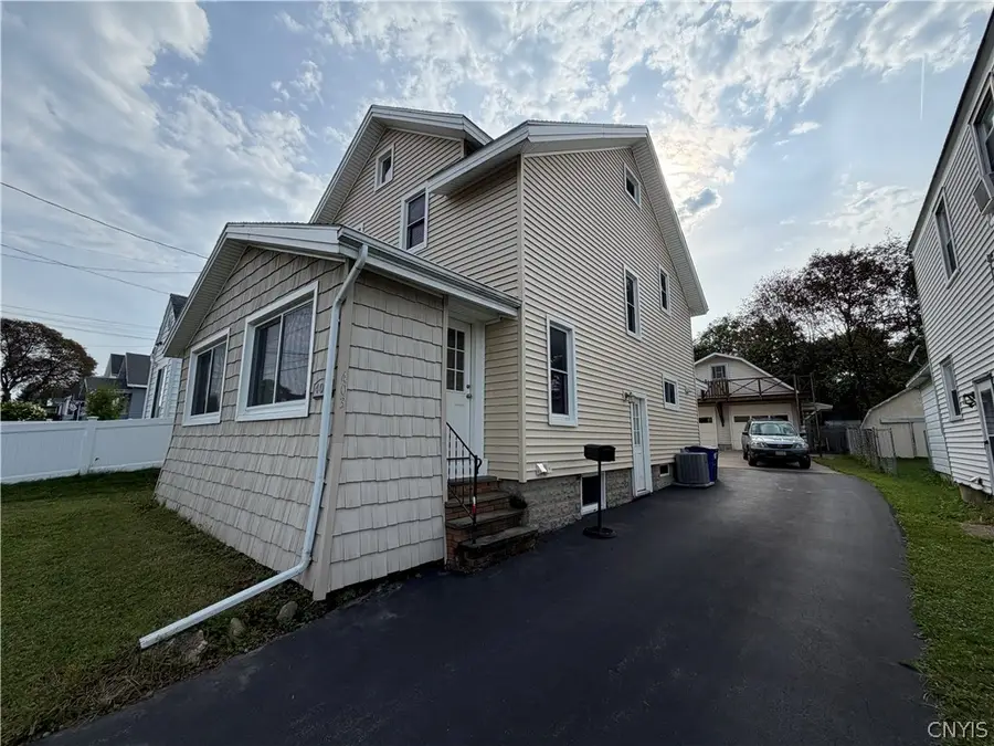 403 N Highland Avenue, East Syracuse, NY 13057 - #3