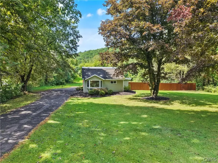 4887 S Onondaga Road, Nedrow, NY 13120 - #3