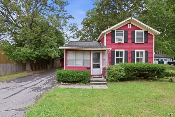 11 Spruce Street, Baldwinsville, NY 13027