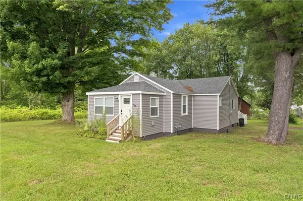 58 Van Ness Rd S Road S, Baldwinsville, NY 13027
