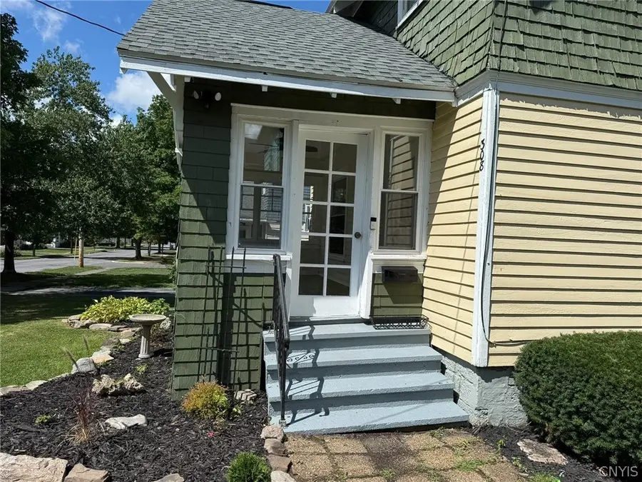 308 E Hinds Avenue, Sherrill, NY 13461 - #2