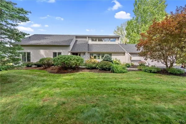 3211 Far Reach Drive, Baldwinsville, NY 13027