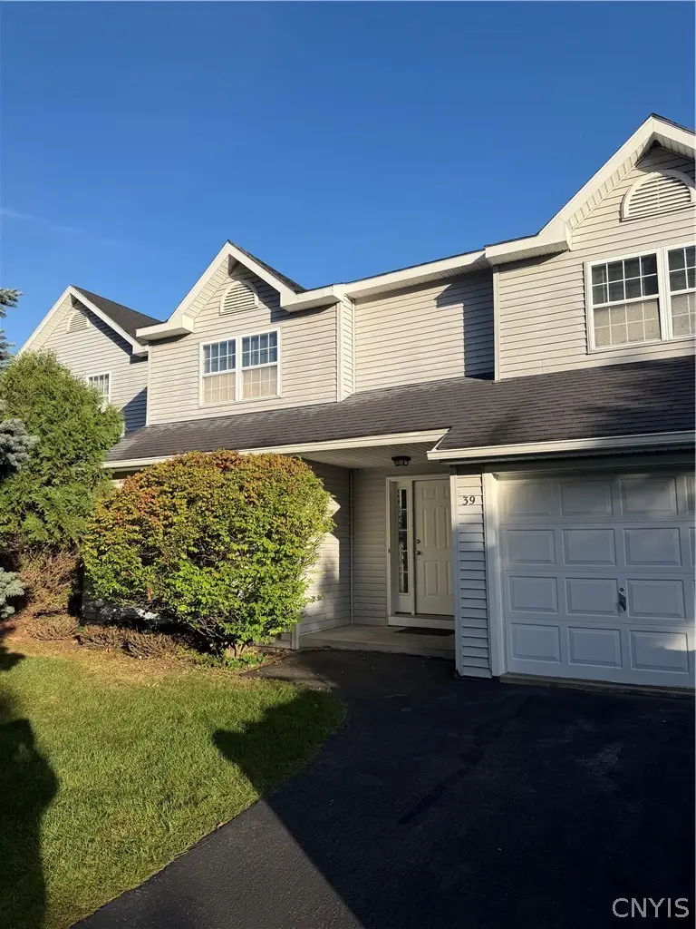 39 Woodbrooke Rd, New Hartford, NY 13413 - #1
