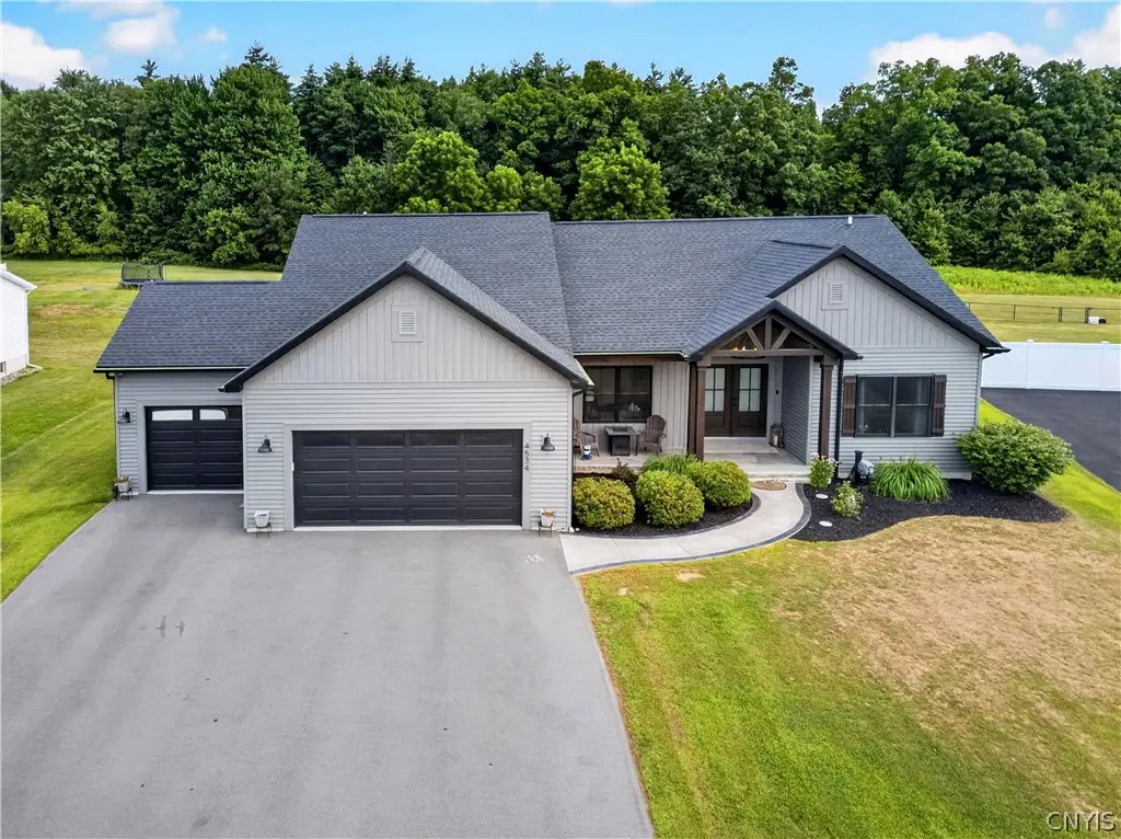 4534 Hollyshire, Clay, NY 13041 - #1
