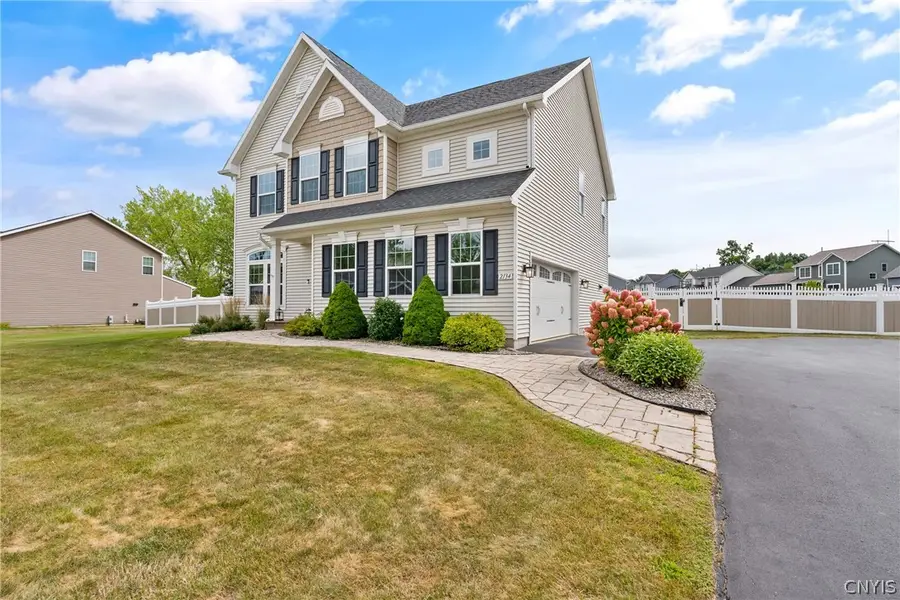 2134 Mercer Street, Baldwinsville, NY 13027 - #2