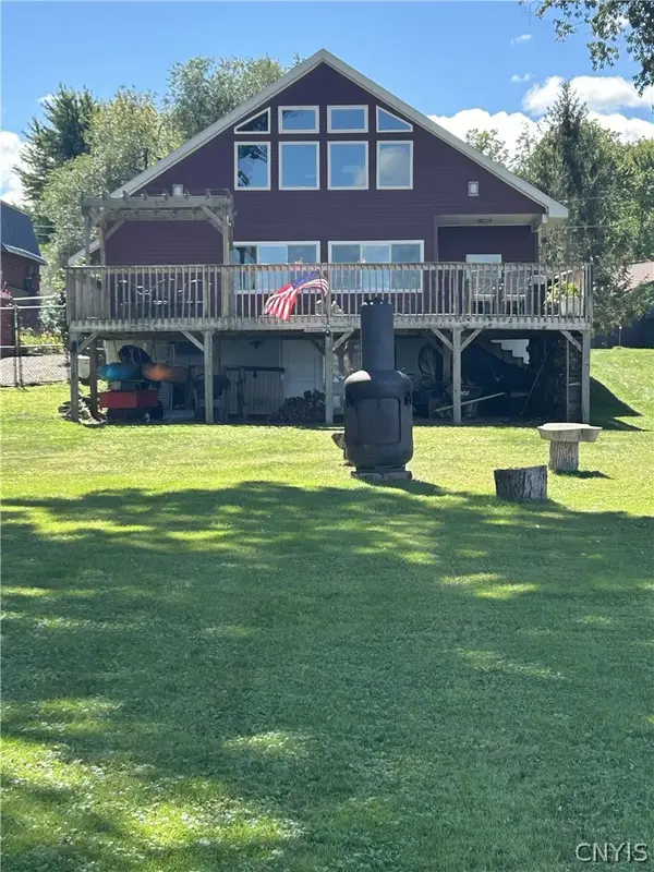 479 N Shore Drive, Bridgeport, NY 13030