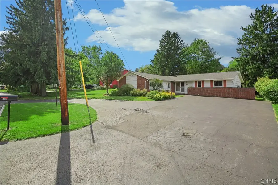 5239 Jamesville Road, Syracuse, NY 13214 - #3
