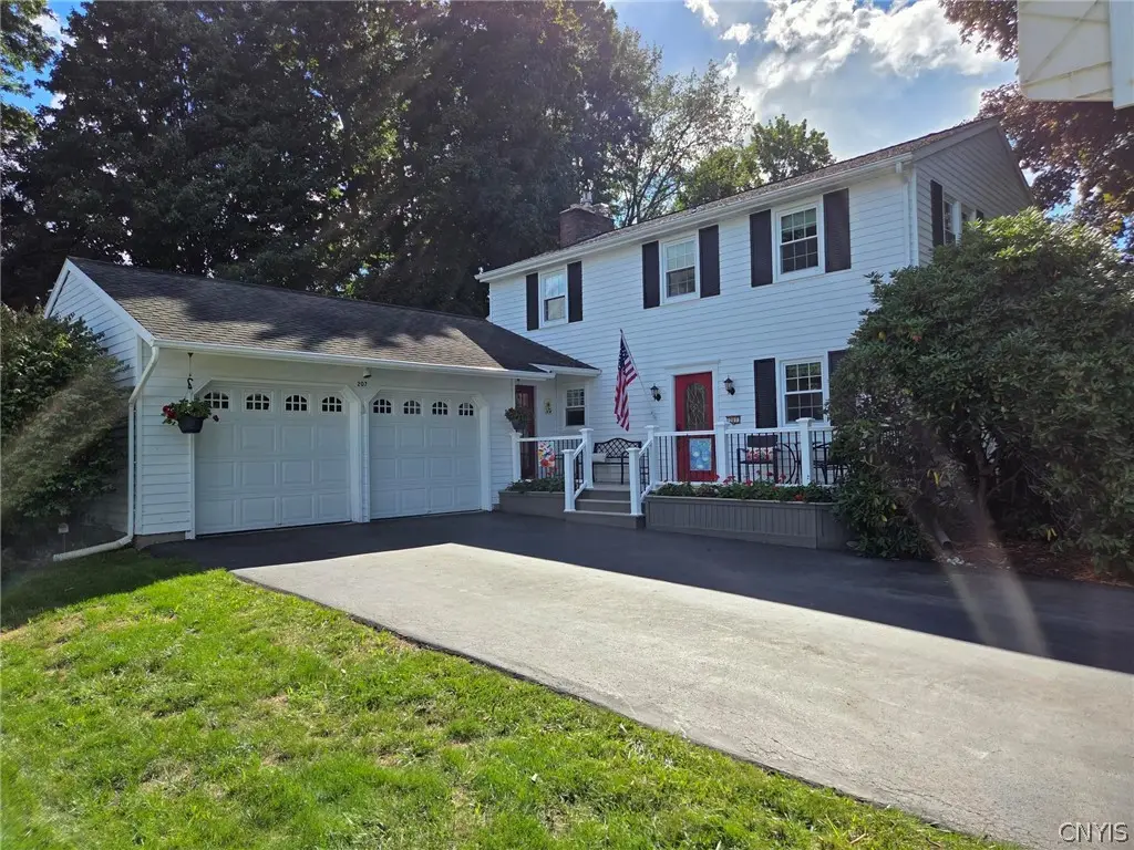 207 Riverdale Road, Liverpool, NY 13090 - #1