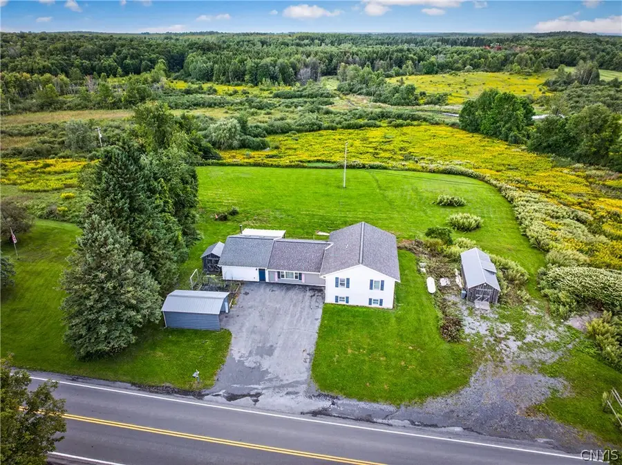 10527 Roberts Road, Sauquoit, NY 13456 - #2