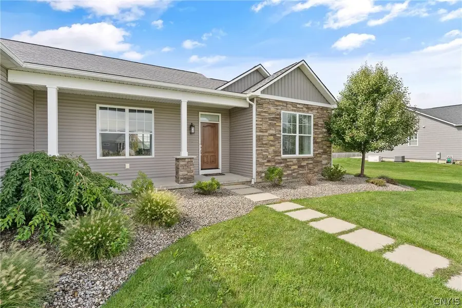 4701 Weller Hall Place, Clay, NY 13041 - #3