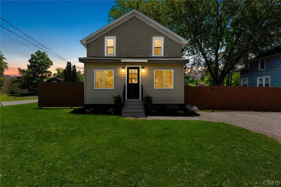 5444 Baldwin Street, Brewerton, NY 13029 - #2