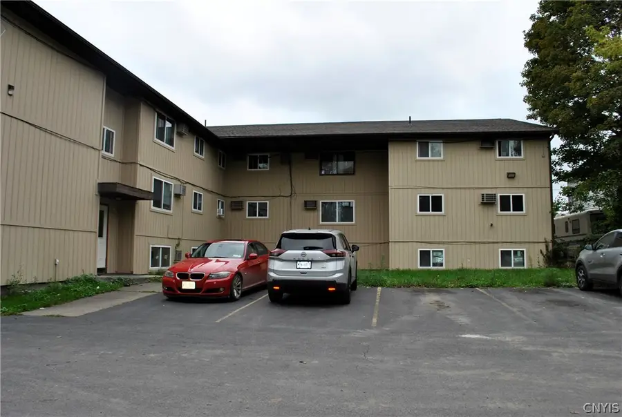 802 Pond Street, Syracuse, NY 13208 - #3