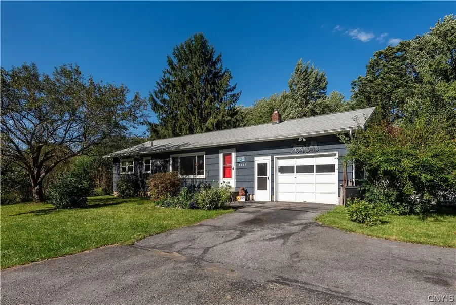6637 E Taft Road, East Syracuse, NY 13057 - #2
