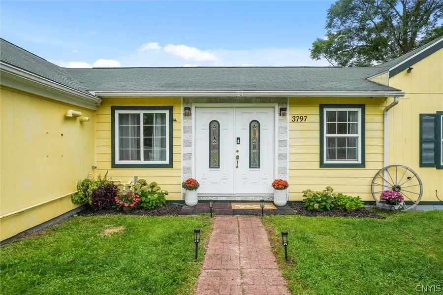 3797 Seneca Turnpike, Canastota, NY 13032 - #3