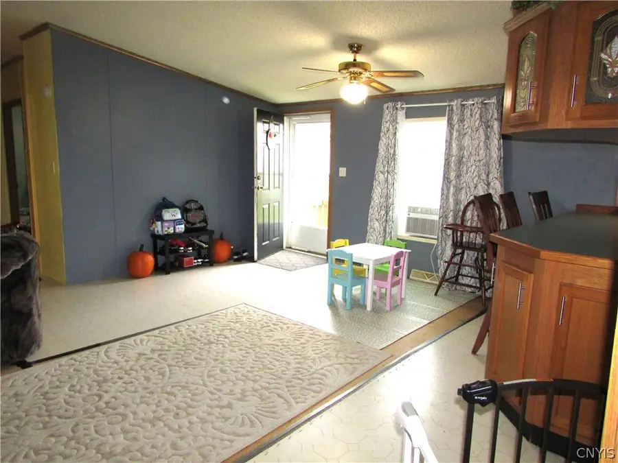 6005 Alperton Court, Liverpool, NY 13090 - #2